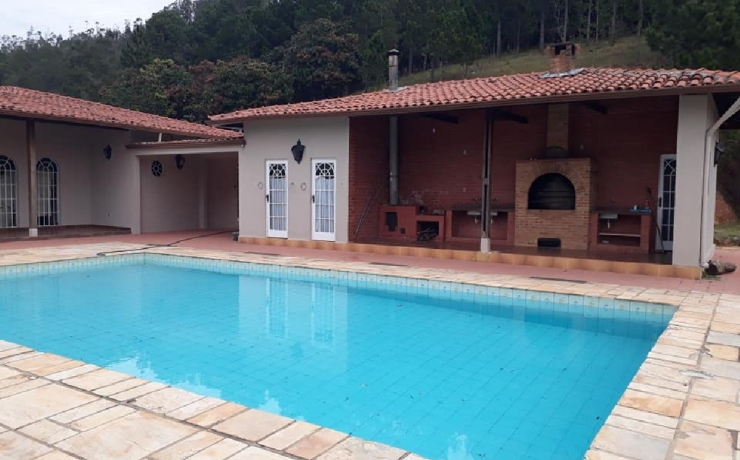 Linda propriedade em Serra Negra