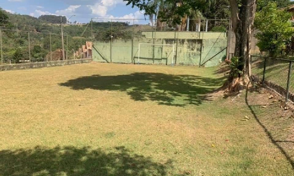 Vendo casa em Serra Negra