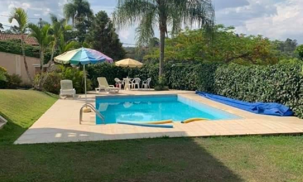 Vendo casa em Serra Negra