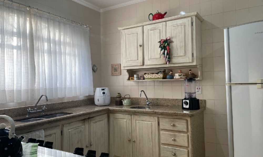 Linda casa com piscina em Serra Negra SP