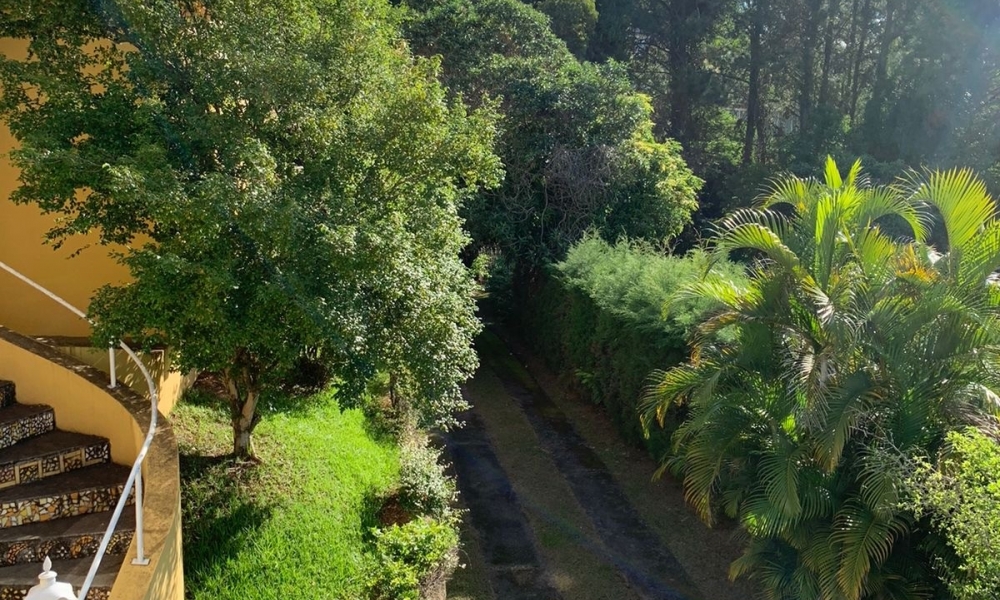 Casa em condomínio fechado 