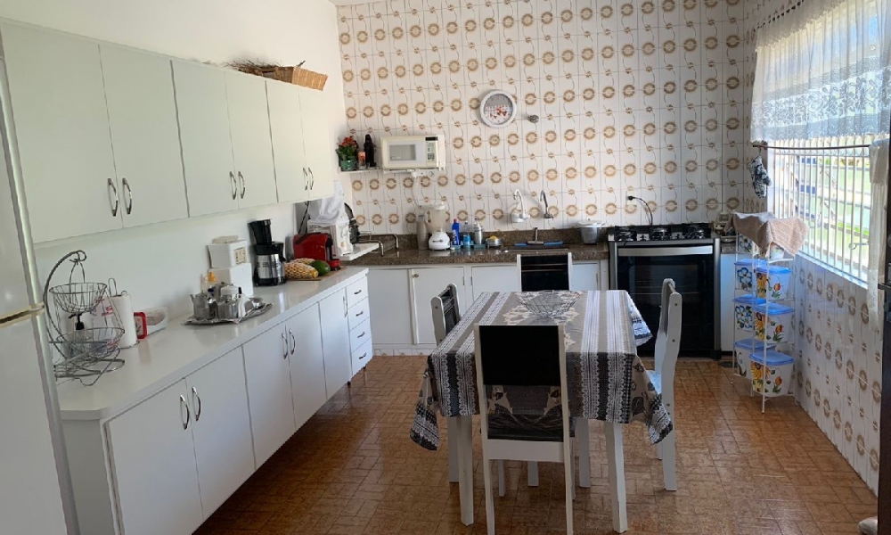 Casa a venda em Serra Negra SP
