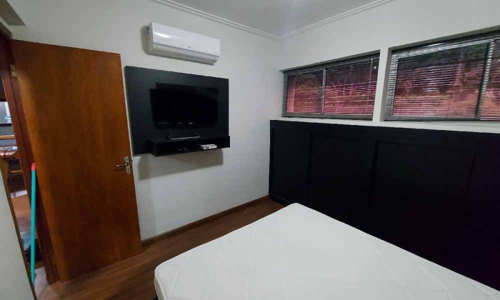 Vende-se apartamento de dois dormitórios 