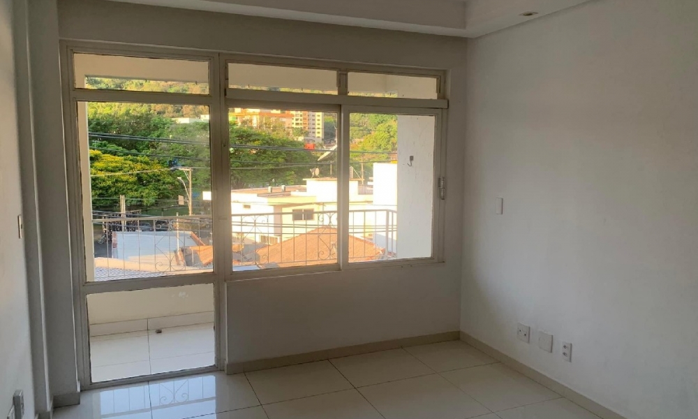 Vende-se apartamento de dois dormitórios 