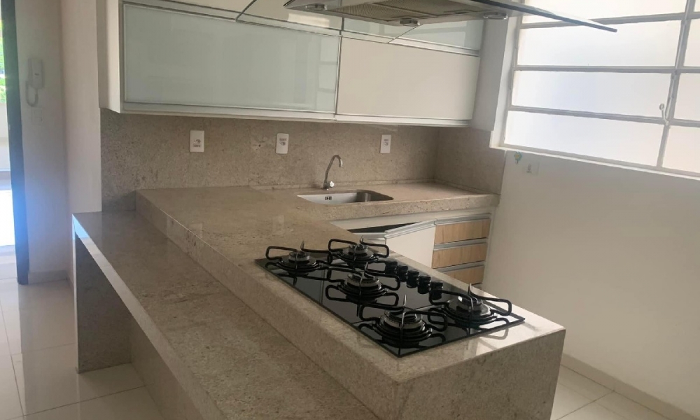 Vende-se apartamento de dois dormitórios 