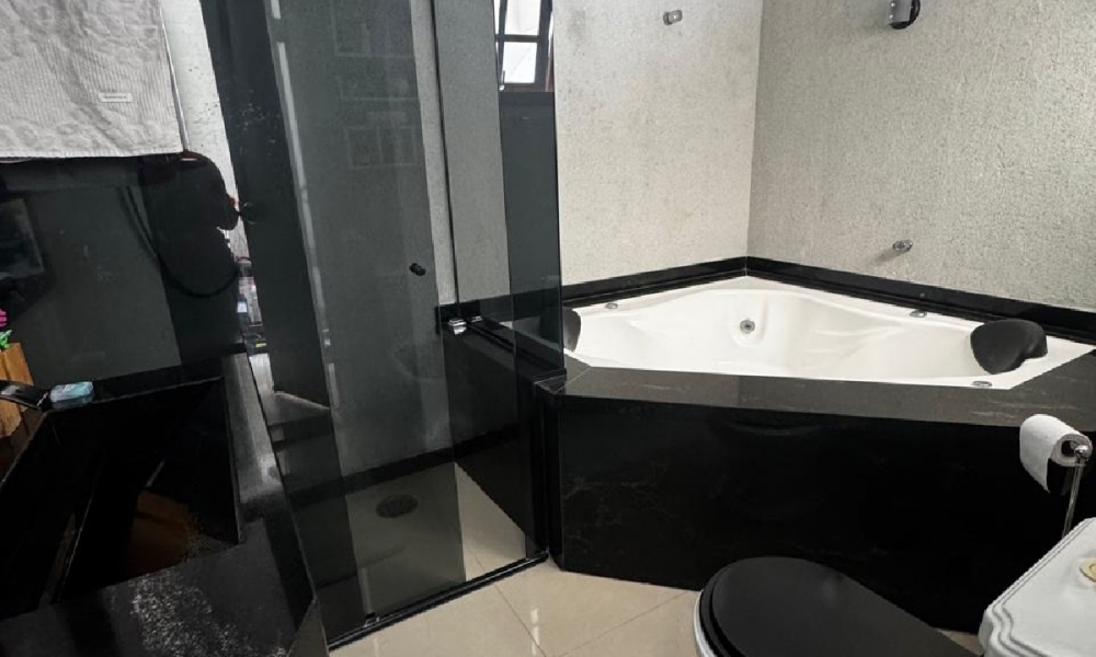Casa com piscina 
