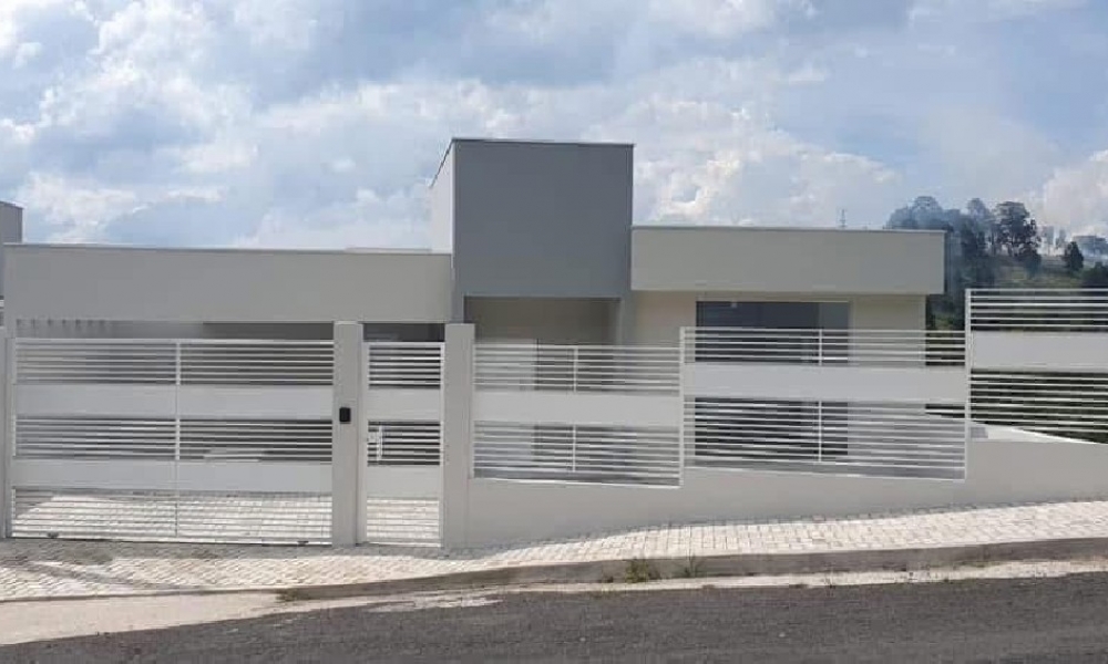 Casa próxima ao centro da cidade 