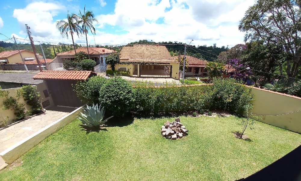 Casa a venda em Serra Negra