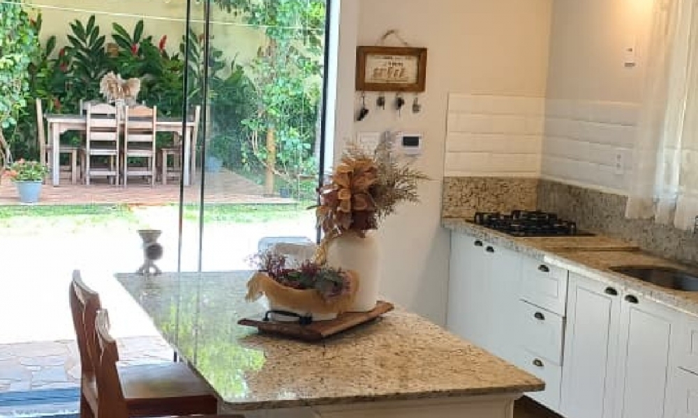 Casa a venda em Serra Negra