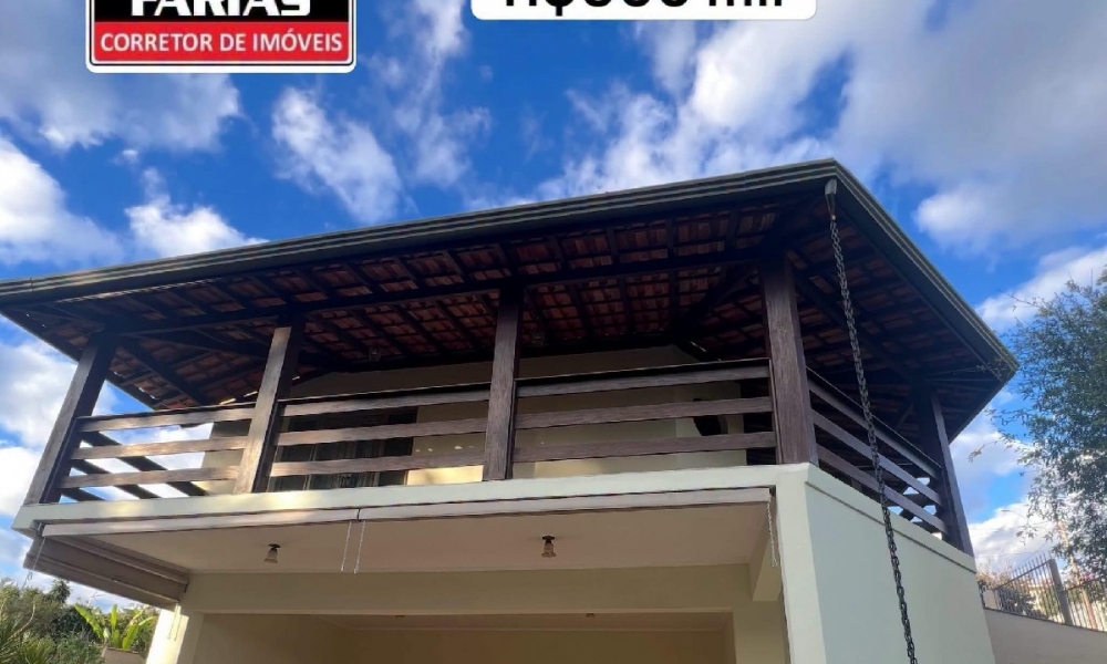 Casa com piscina 